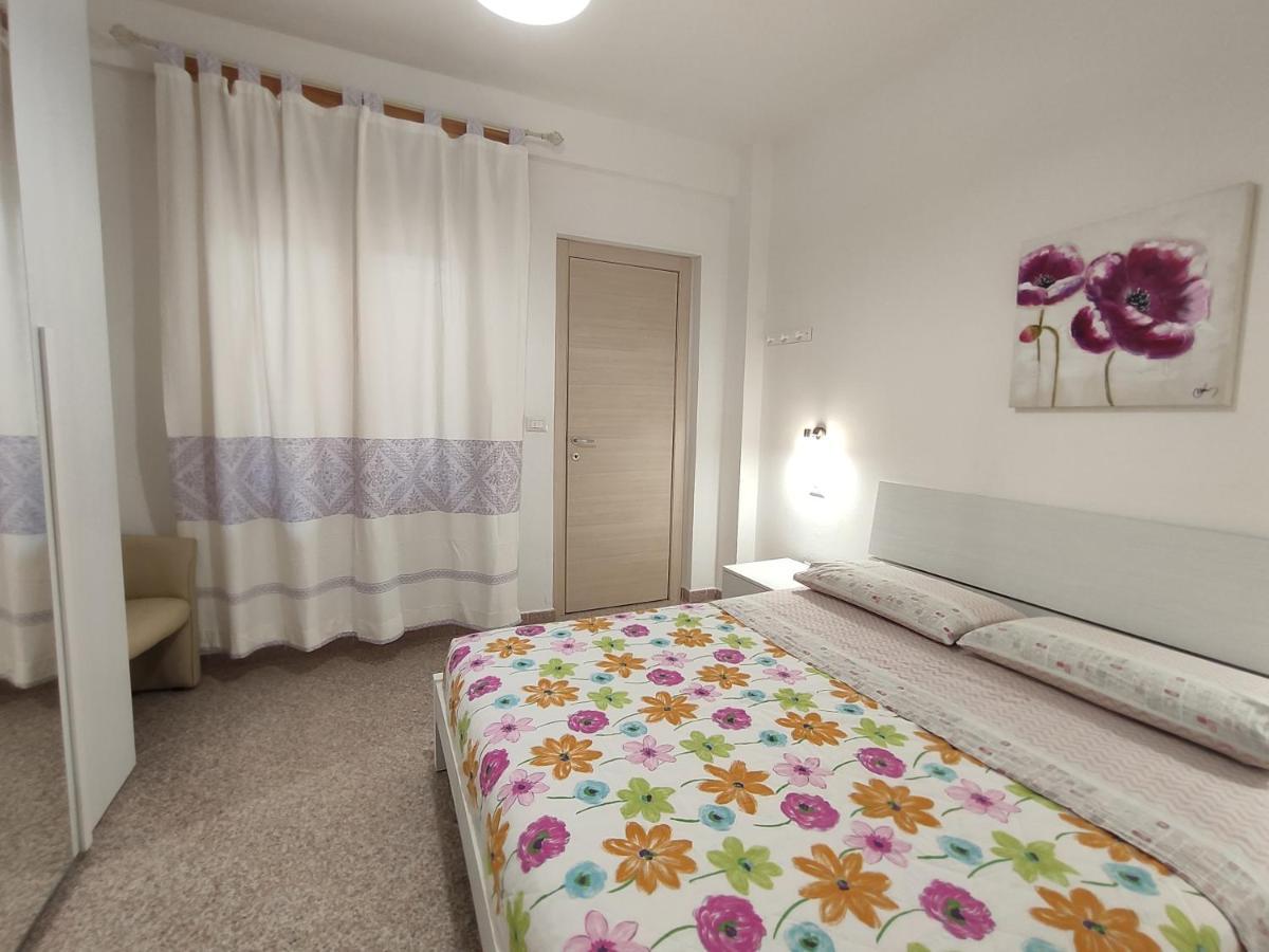 Apartment Stella Maris Cala Gonone Bagian luar foto